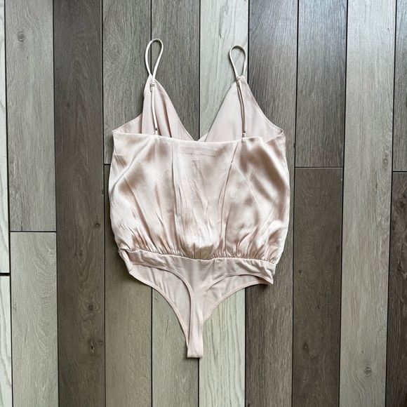 Lovers + Friends Satin Blush Bodysuit | Size: Small | Good Condition - Picture 4 of 8
